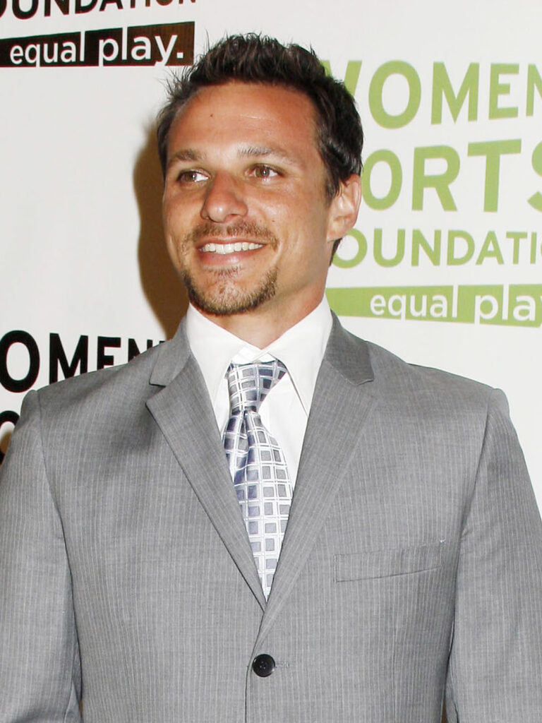 Drew Lachey salary