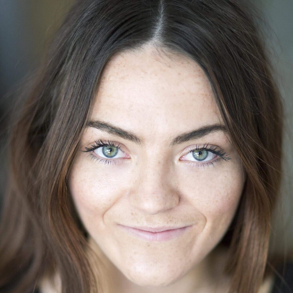 Finn Atkins Biography, Facts & Lifestyle Finn Atkins