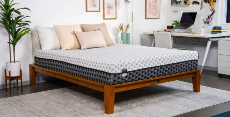 SF LaylaMattress 2 1536x864 1